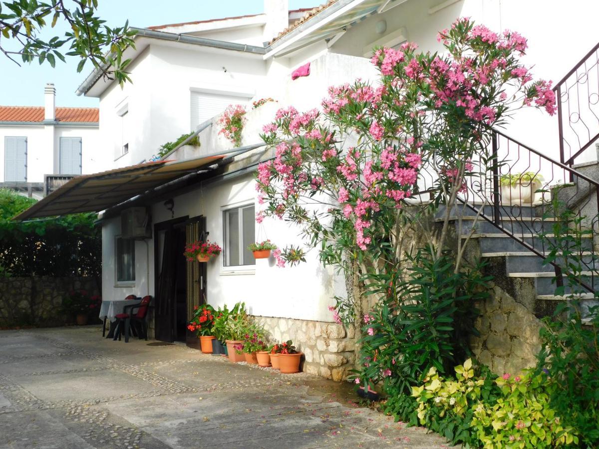 Apartments Marica Krk Town Zewnętrze zdjęcie
